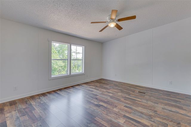 208 Meadow Hills Drive, Anderson, SC 29624