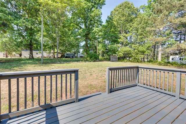 208 Meadow Hills Drive, Anderson, SC 29624