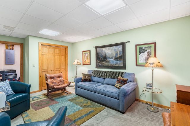 447 Creekmont Drive, Blairsville, GA 30512