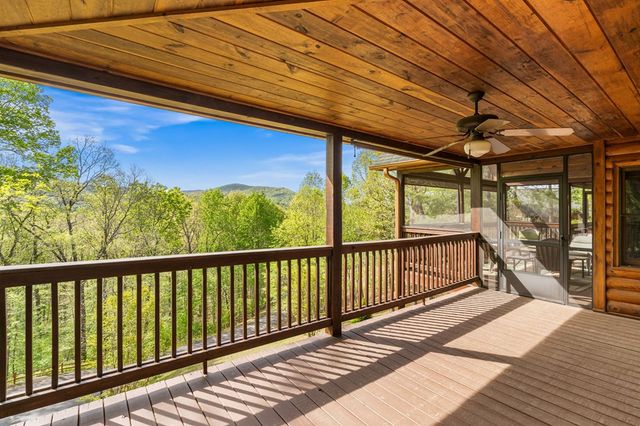 447 Creekmont Drive, Blairsville, GA 30512