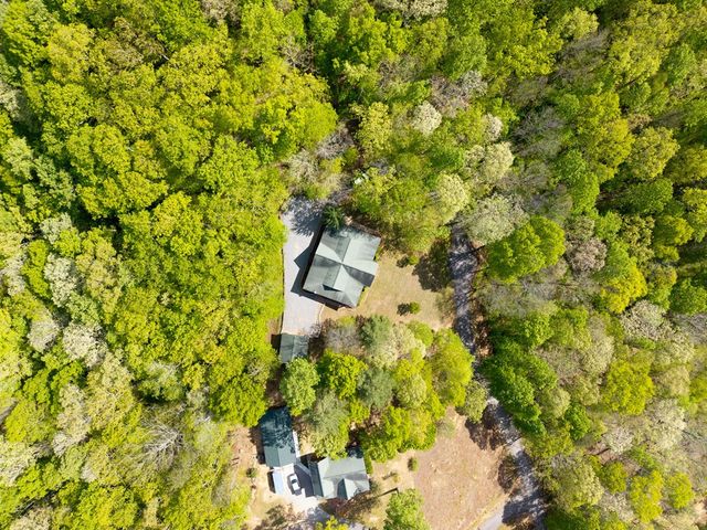 447 Creekmont Drive, Blairsville, GA 30512