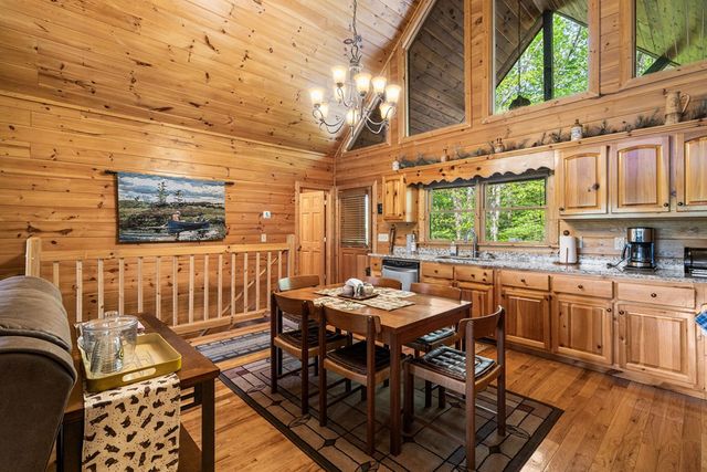 447 Creekmont Drive, Blairsville, GA 30512
