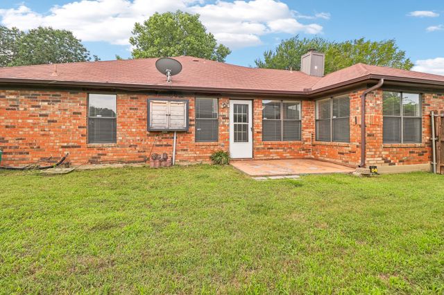 204 Nixon Street, Coppell, TX 75019