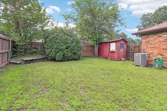204 Nixon Street, Coppell, TX 75019