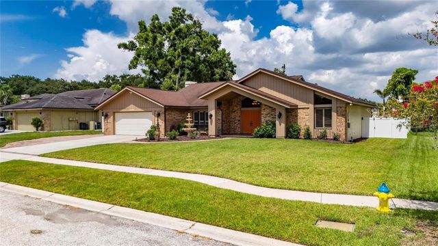 2001 CIMMARON RUN DRIVE, Valrico, FL 33594