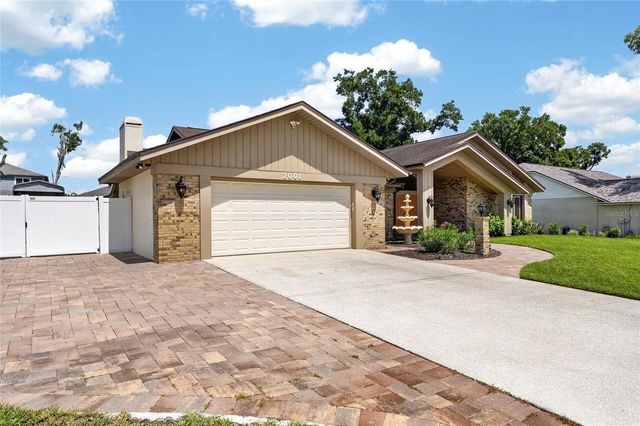 2001 CIMMARON RUN DRIVE, Valrico, FL 33594