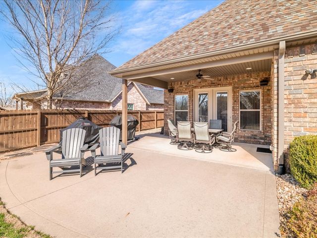 4100 NE Miner Court, Bentonville, AR 72712