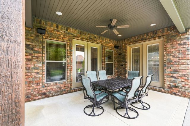 4100 NE Miner Court, Bentonville, AR 72712