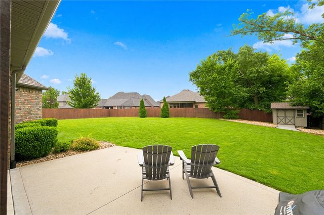4100 NE Miner Court, Bentonville, AR 72712