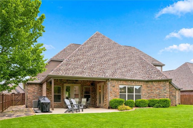 4100 NE Miner Court, Bentonville, AR 72712