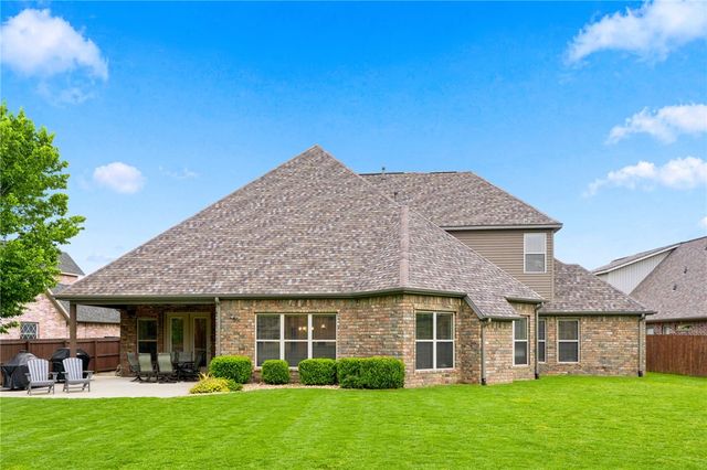 4100 NE Miner Court, Bentonville, AR 72712
