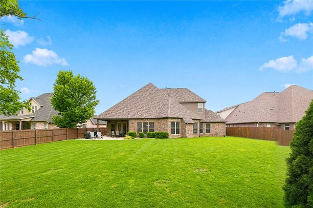 4100 NE Miner Court, Bentonville, AR 72712