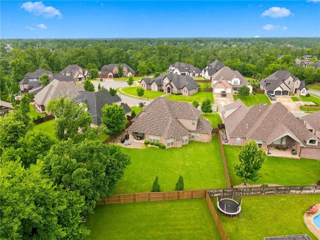 4100 NE Miner Court, Bentonville, AR 72712