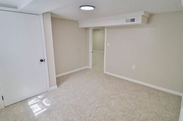 1605 N Illinois Ave, Wichita, KS 67203