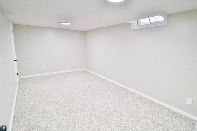 1605 N Illinois Ave, Wichita, KS 67203