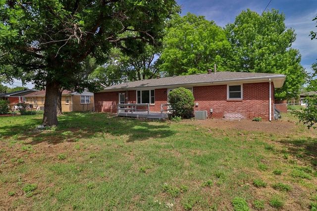 1605 N Illinois Ave, Wichita, KS 67203