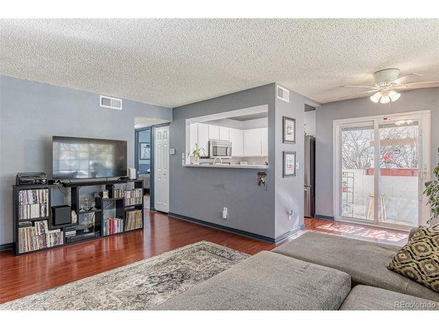 5745 W Atlantic Pl 104, Lakewood, CO 80227