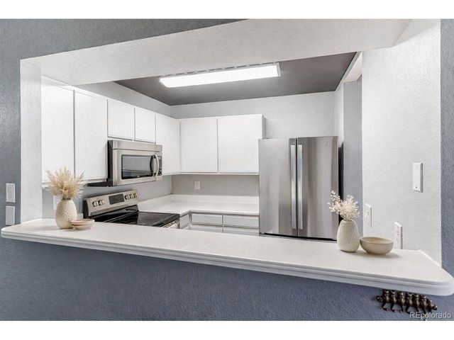 5745 W Atlantic Pl 104, Lakewood, CO 80227