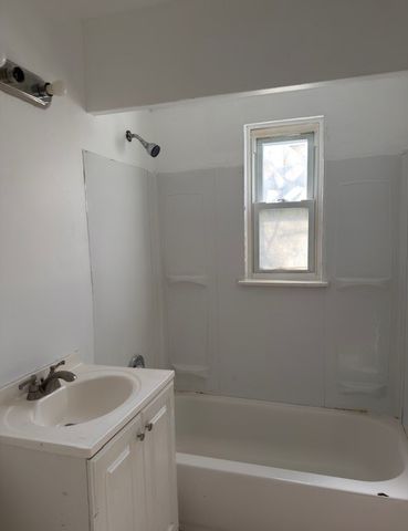 2054 Mazette Pl, Ingram, PA 15205
