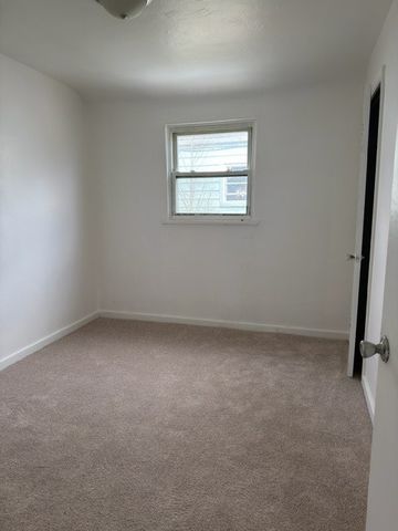 2054 Mazette Pl, Ingram, PA 15205