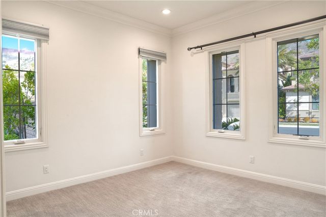 111 Lanzon, Irvine, CA 92602