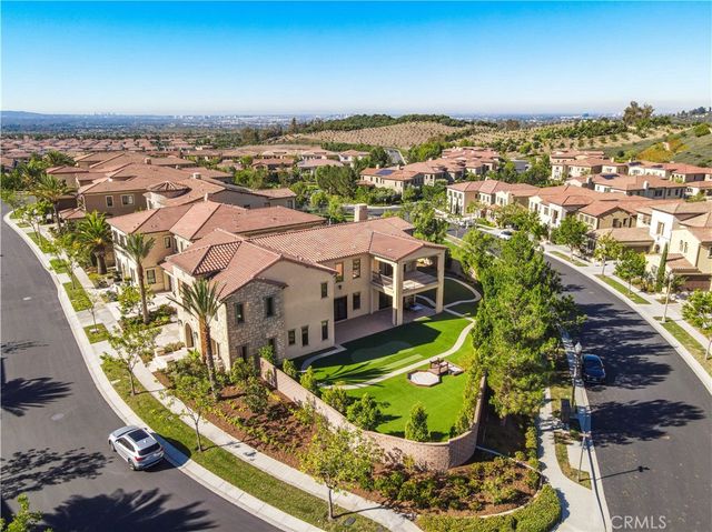 111 Lanzon, Irvine, CA 92602