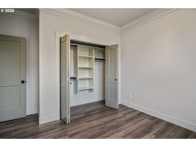 10 Lennox Ln Ne, Keizer, OR 97303