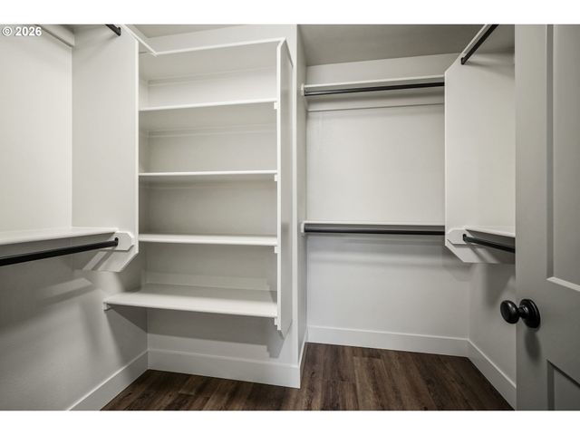 10 Lennox Ln Ne, Keizer, OR 97303