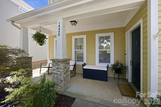 14458 Holly Springs Drive, Huntersville, NC 28078