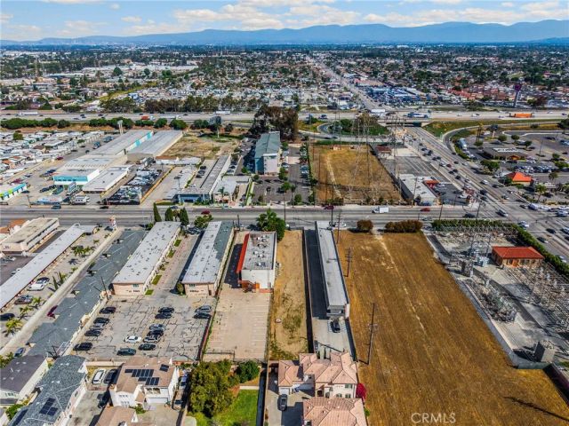 8826 Artesia, Bellflower, CA 90706