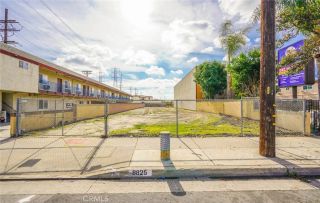 8826 Artesia, Bellflower, CA 90706