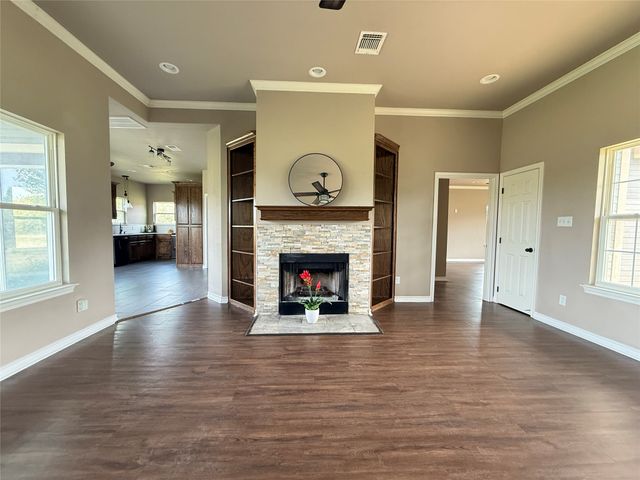 1556 County Road 4764, Boyd, TX 76023