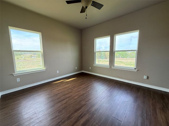 1556 County Road 4764, Boyd, TX 76023