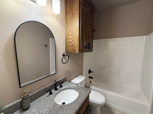 1556 County Road 4764, Boyd, TX 76023