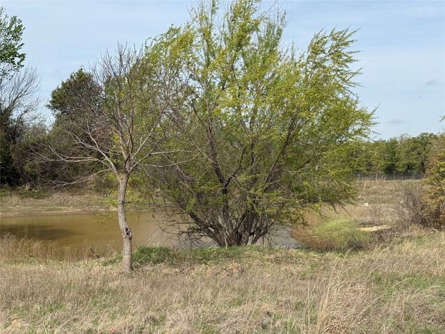 1556 County Road 4764, Boyd, TX 76023