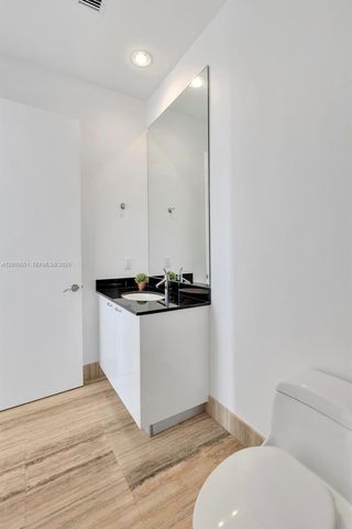 15811 SE Collins Ave 4002, Sunny Isles Beach, FL 33160