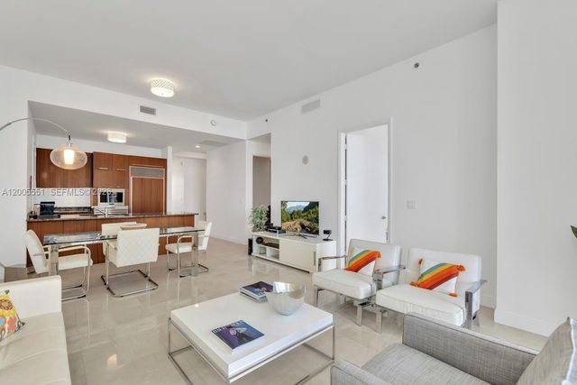 15811 SE Collins Ave 4002, Sunny Isles Beach, FL 33160