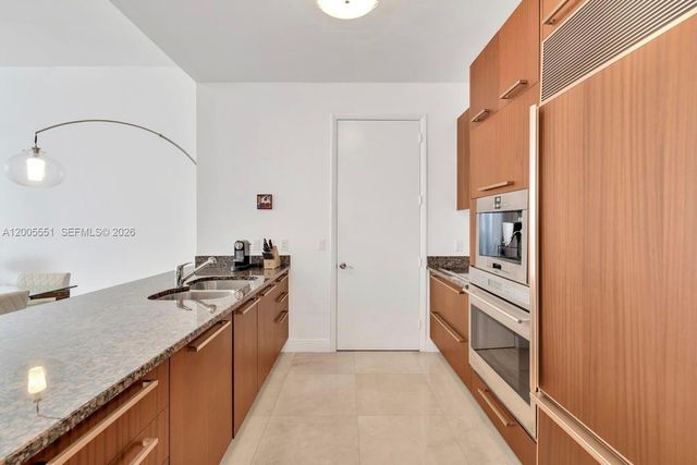 15811 SE Collins Ave 4002, Sunny Isles Beach, FL 33160