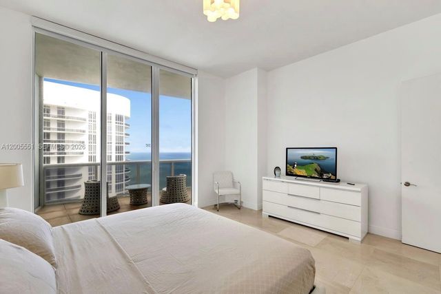 15811 SE Collins Ave 4002, Sunny Isles Beach, FL 33160