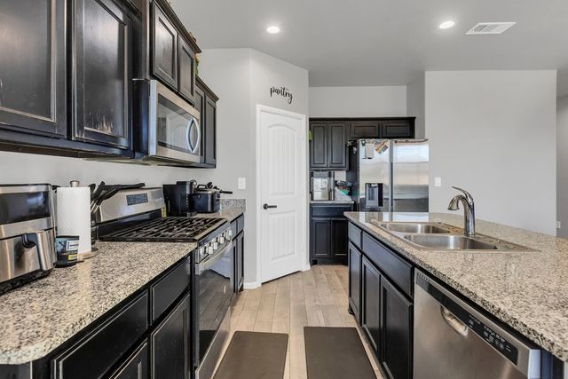 1804 Twin Falls Dr, Odessa, TX 79762