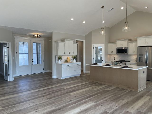 429 Carlton Drive, West Lafayette, IN 47906