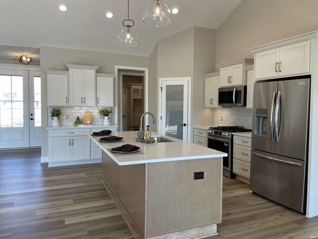 429 Carlton Drive, West Lafayette, IN 47906