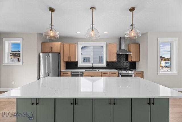 189 Noble Peak Drive, Bozeman, MT 59718