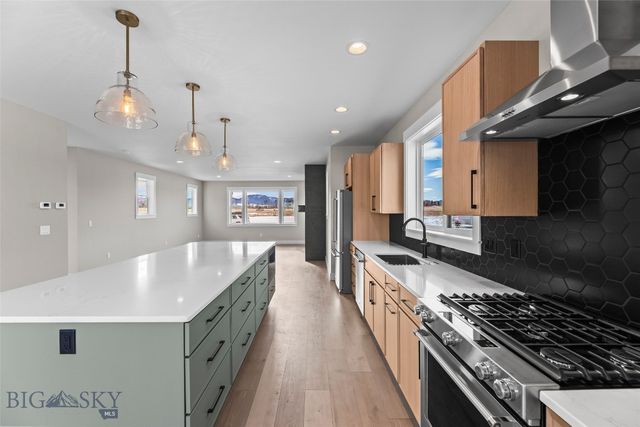 189 Noble Peak Drive, Bozeman, MT 59718