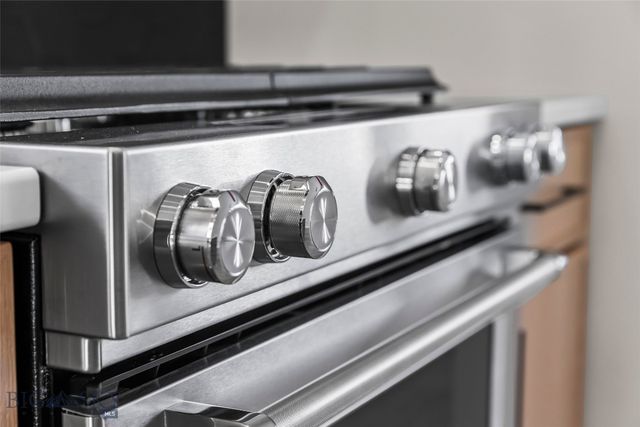 189 Noble Peak Drive, Bozeman, MT 59718