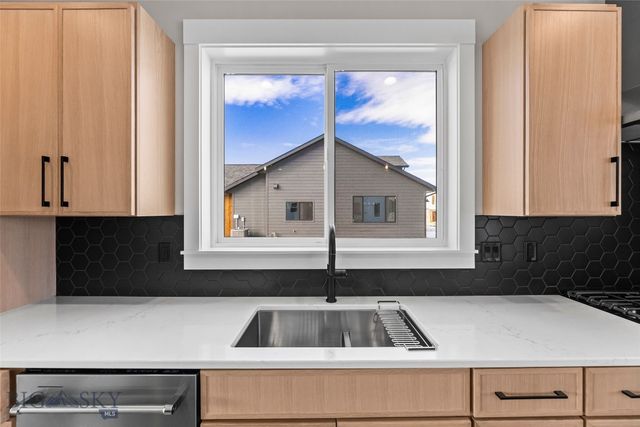 189 Noble Peak Drive, Bozeman, MT 59718