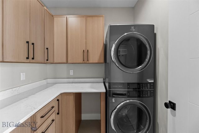 189 Noble Peak Drive, Bozeman, MT 59718