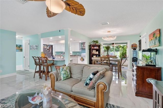 4638 Vinsetta AVE, North Fort Myers, FL 33903