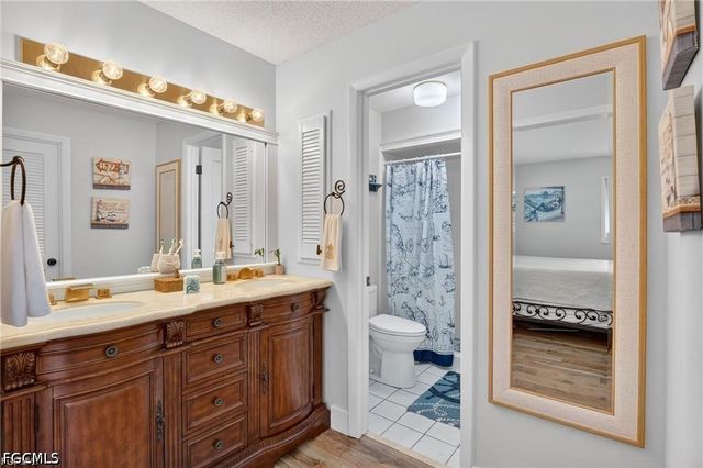 4638 Vinsetta AVE, North Fort Myers, FL 33903