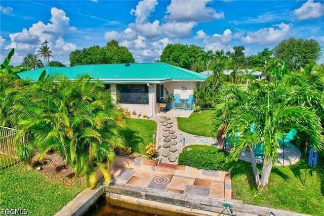 4638 Vinsetta AVE, North Fort Myers, FL 33903